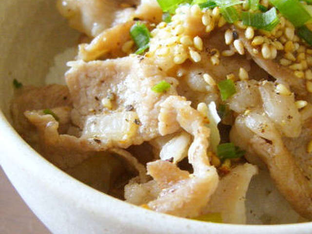 ぱぱっとできる☆ねぎ塩豚丼 by cocoko 【クックパッド】 簡単